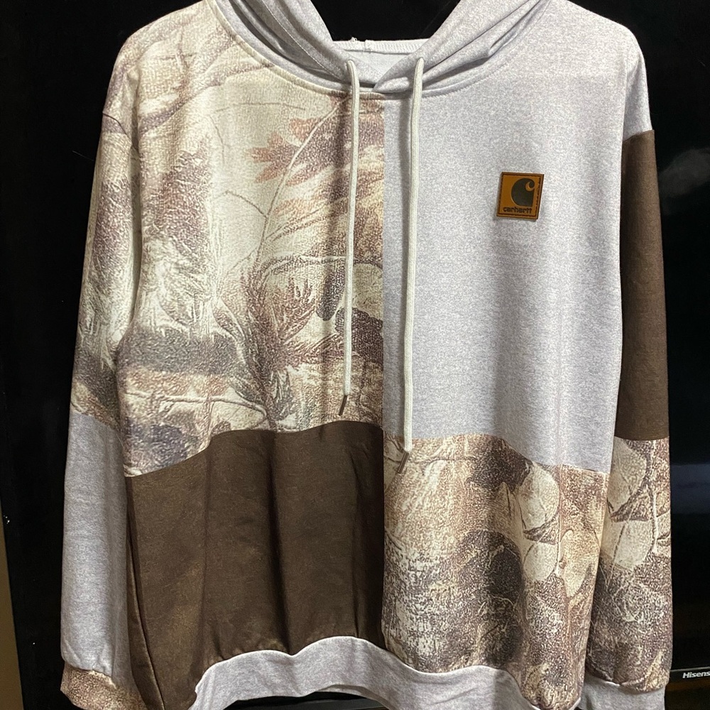 Women’s carhartt hoodie / bought from a boutique
